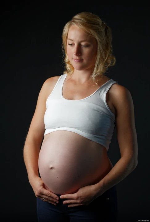 Babybauchfotos Dresden Schwangerschaftsfotograf Bilder Schwangerschaft Dresden Heidenau Radeberg