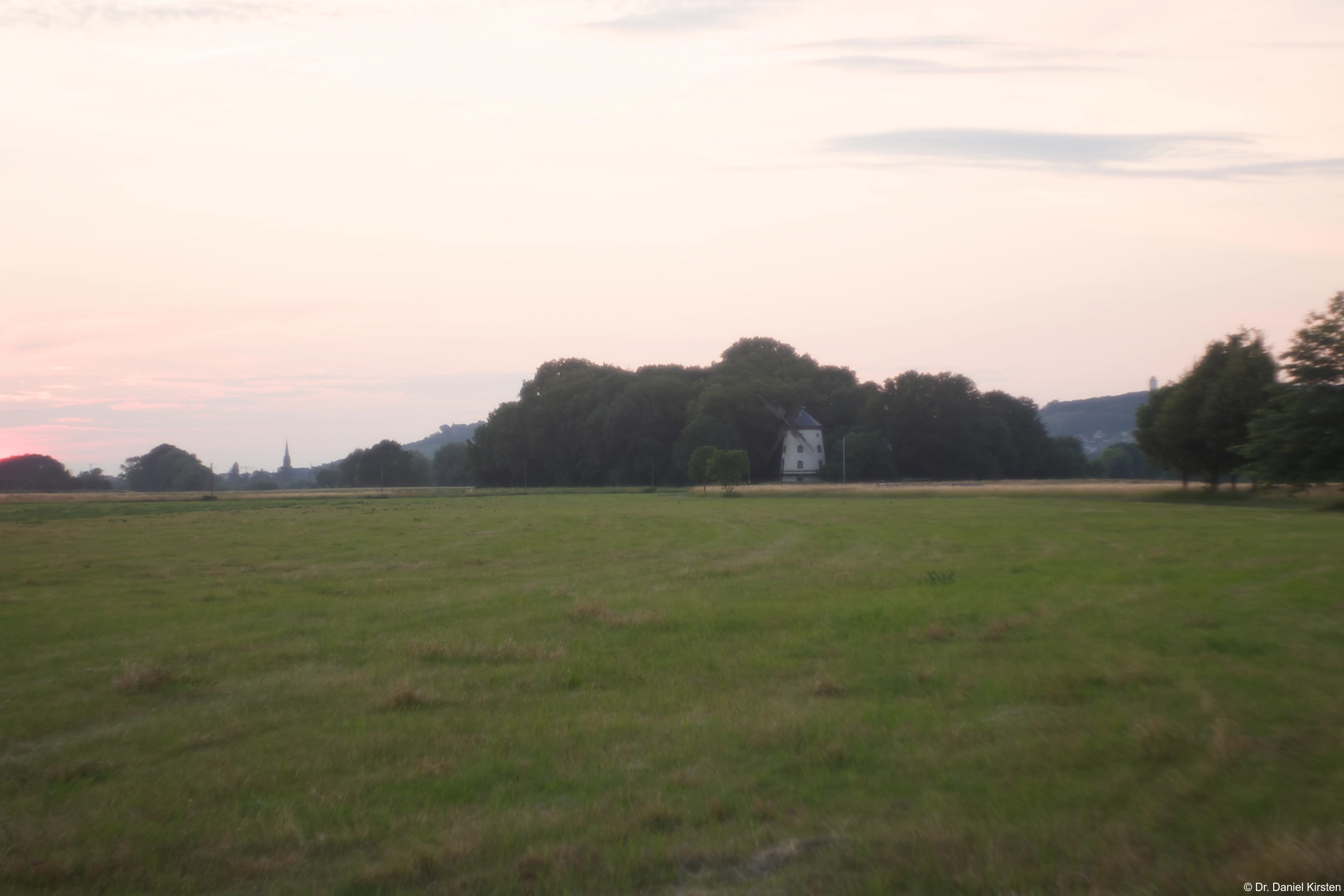 Gohliser Windmühle Elbwiese