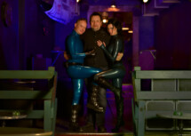 Latex Portraitfotograf Billardkugel Dresden Kneipe Heavy Metal Luisenstr Metalkneipe