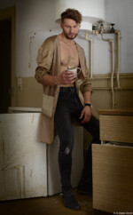 Tasse Küche Portrait Kunst Lost Place Ofen Ruine Portraitfotografie Portraitfotograf Dresden Pieschen Wilsdruff