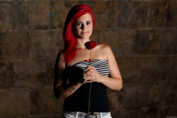 Portraitfotografie Portraitfotograf Rote Haare Marienbrücke Fotograf Dresden Radeberg Johannstadt Rose