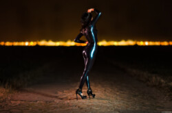 Erotik Fotoshooting Fotograf Erotikshooting nachts Leuna Feldweg Portrait Dresden Dippoldiswalde Bischofswerda