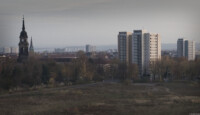 Wohnblöcke und Kirchtürme im November. Fotograf Kunst Melancholie Ruhe Lost Place Tristesse Dresden Tharandt Johannstadt Moritzburg Trinitatiskirche