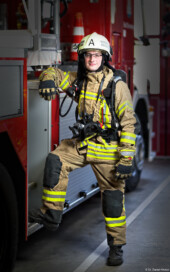Feuerwehrmann Fotograf Portraitfotograf Halligan Fotoshooting Dresden Pillnitz Dippoldiswalde