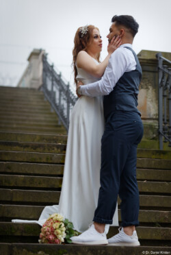 Albertbrücke Schleier Hochzeitsfotografie Hochzeitsshooting Brautkleid Hochzeitsfotograf Brautpaar Wilsdruff Radeberg