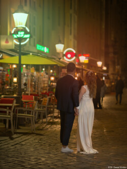 Münzgasse Hochzeitsshooting Schleier Brautpaar Hochzeitsfotografie Brautkleid Fotograf Pirna Dresden