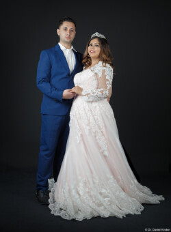 Brautkleid Fotograf Hochzeitsfotograf Hochzeitsshooting Brautpaar Schleier Dresden Radebeul Pieschen