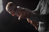 Newbornfotograf Newbornfotografie Gegenlicht Neugeborenenfotograf Baby Neugeborenenfoto Radeberg Dippoldiswalde