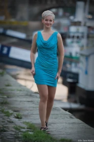 Daniel Kirsten Dresden Fotograf Portrait Portraitfotograf Blaues Kleid