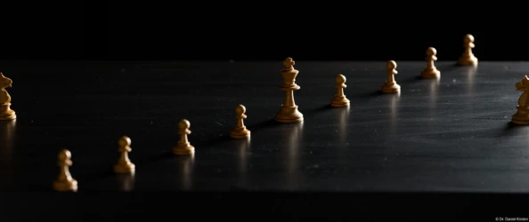 200mm f/5.6 Daniel Kirsten Hochzeitsfotograf Fotograf Dresden Schach Schärfentheorie König Bauern Springer