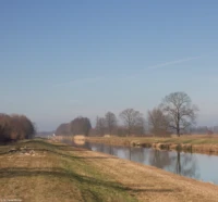 Die Landschaftsaufnahmen haben schon etwas Klassisches. Meyer Görlitz Domiplan 50mm f/2.8 Landschaft Spreewald Nordumfluter Kanal Sonne