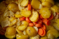 Testfoto am Gemüseauflauf, f/2.0. Helios-44M Helios Helios-44 58mm Auflauf Gemüseauflauf