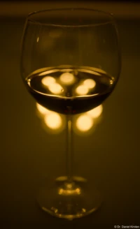 Das übliche Weinglasfoto, hier mit f/3.5 am Vollformat. Industar-50-2 Weinglas Blasewitz Stolpen Dresden Löbtau Johannstadt