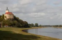 Beim Abblenden bessert sich die Schärfe sehr deutlich (f/4.0?). Helios-44-2 Hochzeitsfotgraf Brautpaarshooting Brautpaar Hochzeitsfotograf Blasewitz Pirna Dippoldiswalde