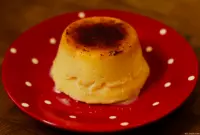 Karamelpudding, f/5.6, Vollformat. Helios-44-2 Hochzeitsfotograf Dresden Daniel Kirsten Pudding Creme caramel