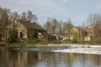 Wehr an der Beudnitzschleuse in Weißenfels. Carl Zeiss Jena Tessar 2.8/50 red T