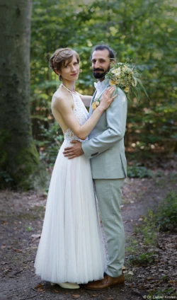 Brautpaarshooting am späten Nachmittag in der Heide. Hochzeitsshooting Standesamt Dresden Dresden Freital Radeberg Dresden Pirna Stolpen Radebeul