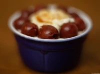 Grießbrei mit Kirschen, Vollformat, Zwischenring. Cyclop H3T Grießbrei Kirschen Kirsche