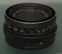 Das Schmuckstück ist fertig für Probefotos. Carl Zeiss Jena Tessar f/2.8 50mm fertig
