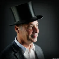 Mit 85mm hat das Cyclop eine gute Brennweite für Portraits. Cyclop f/1.5 85mm Portrait Zylinder