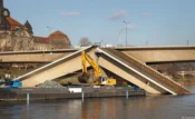 Abrissarbeiten an der Carolabrücke in Dresden im Februar 2025, Helios-44-2, APS-C. Helios-44 Helios-44-2 Carolabrücke Dresden Schiff Bagger