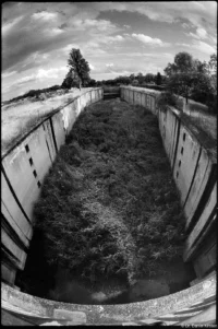 Pentax Asahi Fish-eye-Takumar 17mm f/4 Schleusenruine SchwarzWeiß