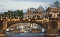 Schärfenprobleme bei APS-C. Kuribayashi 2.8/135 Augustusbrücke Dresden Altstadt